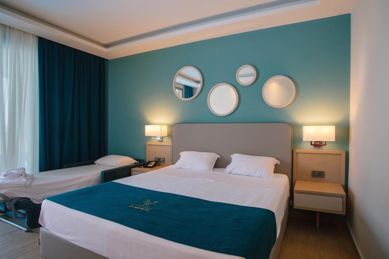 Almyros Beach Almiros Beach Bagian luar foto A room at the hotel